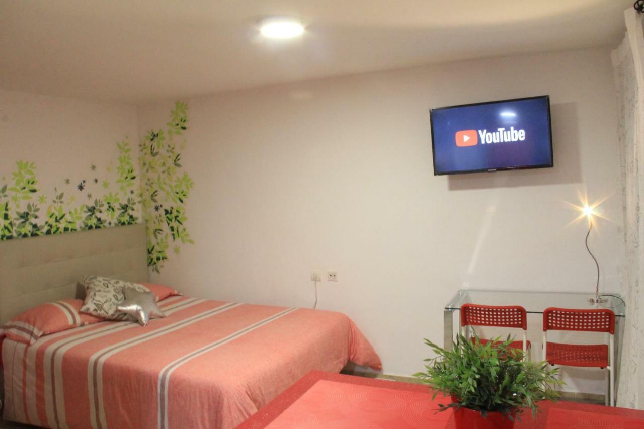 Santa Isabel Apartments, Madrid Centre Екстер'єр фото